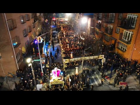 Drone: Hachnosas Sefer Torah in Williamsburg - Reb Joel Landau
