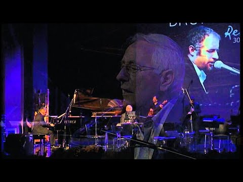 Bruno Krajcar I Oliver Dragojevic - Covik nasrid mora