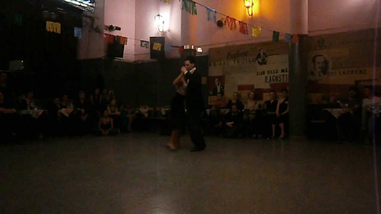 Video thumbnail for Soledad Larretapia y Ricardo Biggeri en El Motivo Tango, 13/5/13