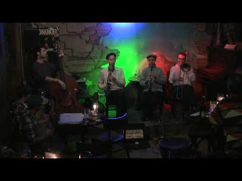 Roamer Street Rag Band Light - Sweet Substitute - Part I - 06