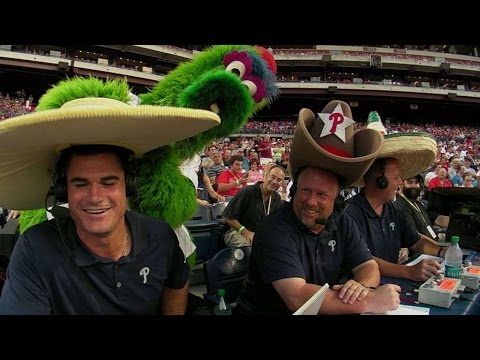 Phanatic bears gifts for commentators