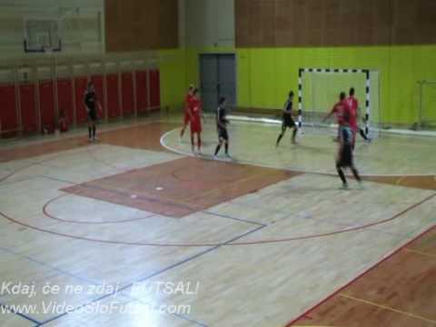 Futsal match 1. SFL Dobovec - Oplast 3:4 (november 2009)