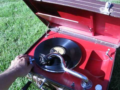 Cremona rex crank gramophone