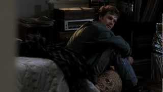 Nate fisher is upset about Kurt Cobain&#39;s death (Six Feet Under 05x10)