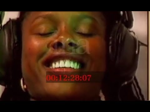 Les Aiglons - Ay Lopital ( CLIP ORIGINAL ) 1985