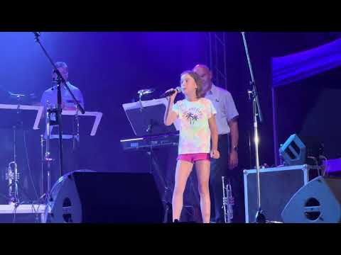 Marie Rottrová a Alice Pavelková ( 8 let) Mikulov 2025