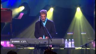 Michael W Smith-love in his right hand