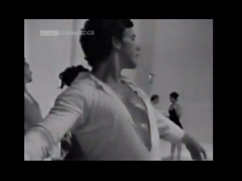 Anthony Dowell Rehearses ‘Monotones’ with Frederick Ashton (1966)