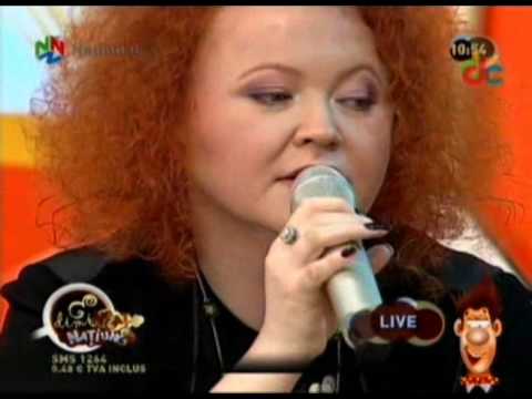 Narcisa Suciu & Toni Dijmarescu - You Oughta Know (National TV)