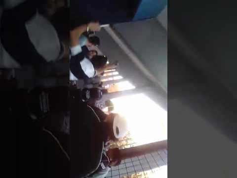 "Entra la banda del albinegro a copar quilmes 3/5" Barra: Indios Kilmes &bull; Club: Quilmes