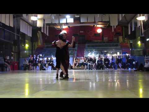  Gianpiero Galdi  and  Lorena Tarantino  are  dancing  to  the  milonga  "  Mi Vieja Linda  "  by  Sexteto Cristal  in  2020