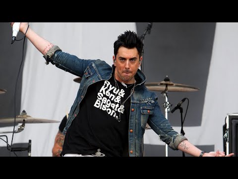 LostProphets - For He’s A Jolly Good Felon @ Reading 2010