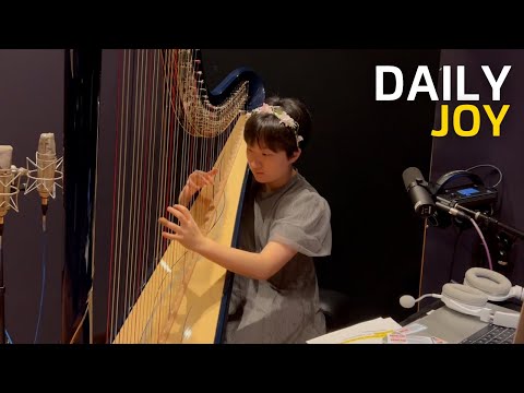 François Joseph Naderman's Sonatina No. 2 performed by Izabella Tu! | Daily Joy