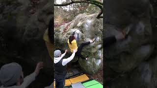 Video thumbnail of Jour de Pluie, 7b. Fontainebleau