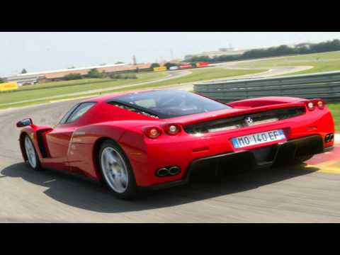 Ferrari Enzo vs McLaren F1 - Fifth Gear