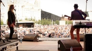 Honey Ryder - Worlds Away