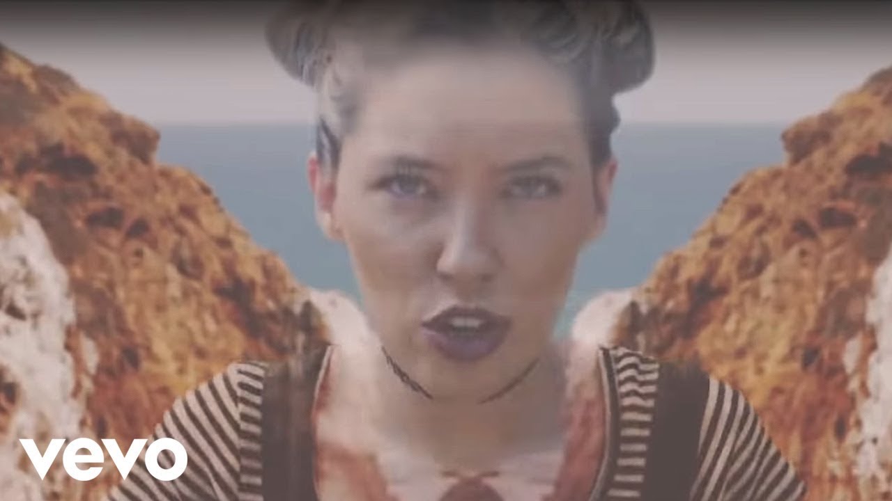 Shut Your Mouth And Run Me Like A River Tiktok Lirik Lagu dan Terjemahan 'River' Bishop Briggs: Shut Your Mouth and
