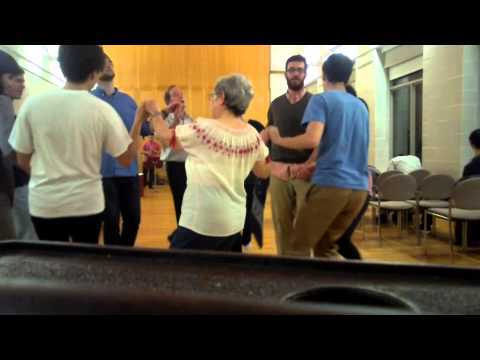 Yale Klezmer Band - Mizerlou/Mizrachi