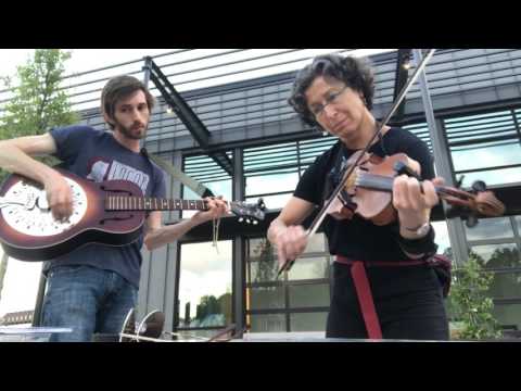 Arizona stomp - East Atlanta Serenaders - ATL beltline - Miss Moonshine 5 yrs on fiddle
