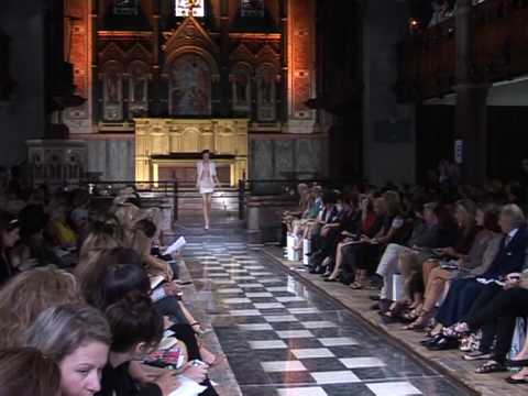 Rapturous homecoming for Brit designers