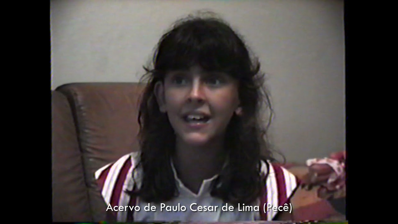 Watch Now 1990: Acervo pessoal. Rua João Rodrigues de Oliveira, Alegre/ES. Crianças brincando. Novembro 1990 1990: Acervo pessoal. Rua João Rodrigues de Oliveira, Alegre/ES. Crianças brincando. Novembro 1990