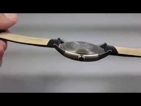 Emporio Armani AR2411 Business Uhr mit Lederarmband