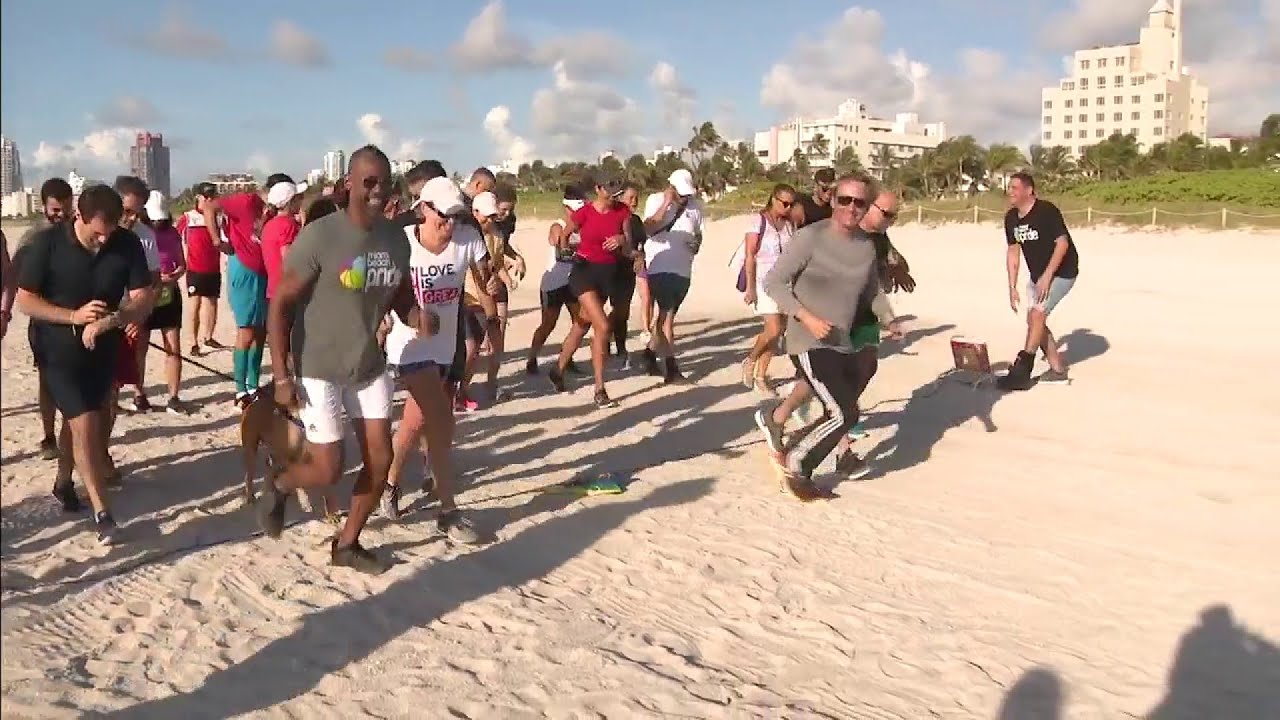Special 4.9K CommUnity Rainbow Run held on South Beach