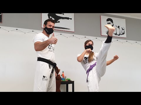 Kids Training Bodenbewegungen & Kicks