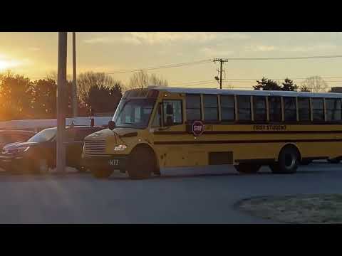 Bus 1673 idling (Reupload)