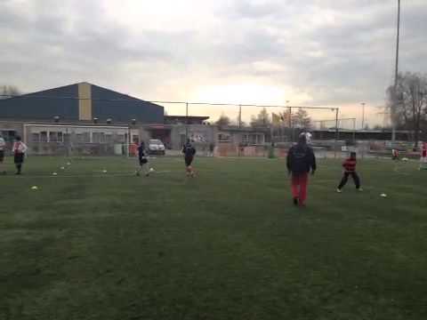 RKAVV D1 (za) vs. RKAVV F1 (za) 17-4-2013 18:17