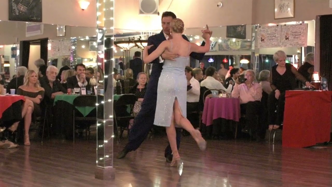 Maxi Copello and Karu Terenzio at El Encuentro 2/4