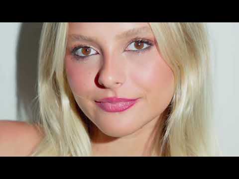 Laura Schadeck - Nosso Talvez (Visualizer)