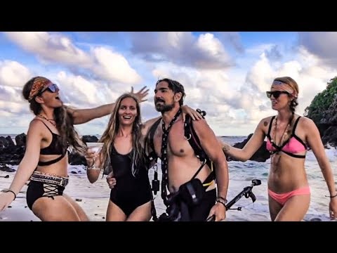 What's it like to be James bond?! ! Sailing Vessel Delos Ep. 211