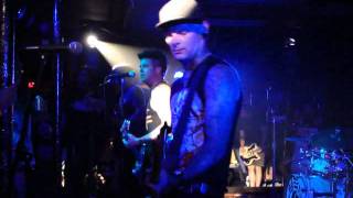 Onstage with Unwritten Law - Mean Girl