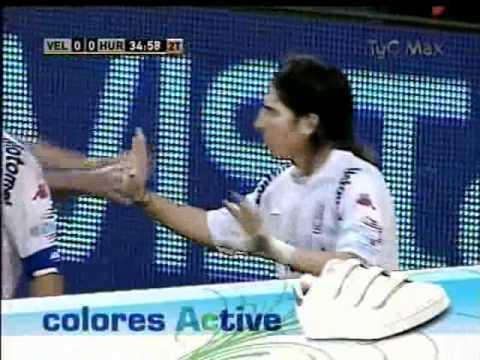 Velez Campeón 2009 - Penal (no cobrado) de Arano a Cubero