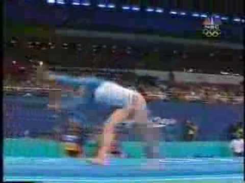 Yelena Zamolodchikova - 2000 Olympics Team Finals - Vault 2