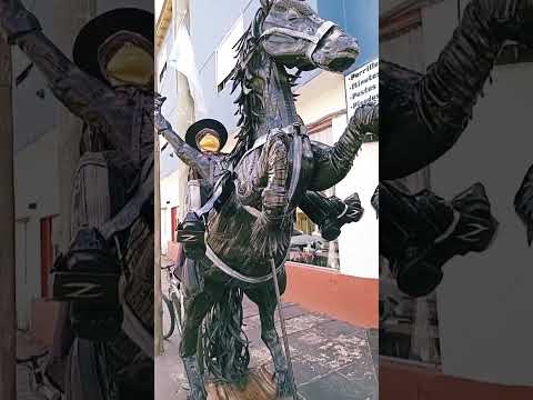 #reciclaje de #neumáticos #escultura de #elzorro .Calle 2 y 58, #mardeltuyu #lacosta #shorts #short