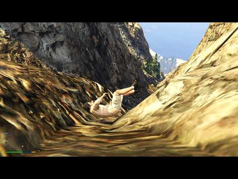 GTA V Michael Falling of Mount Chiliad and a crane (3rd Person)