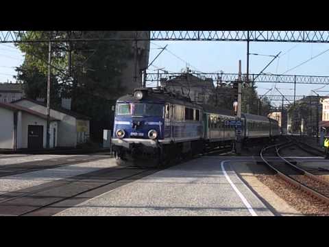 Wjazd EP07-356 z TLK Józef Chełmoński 33109 do Krakowa Głównego.