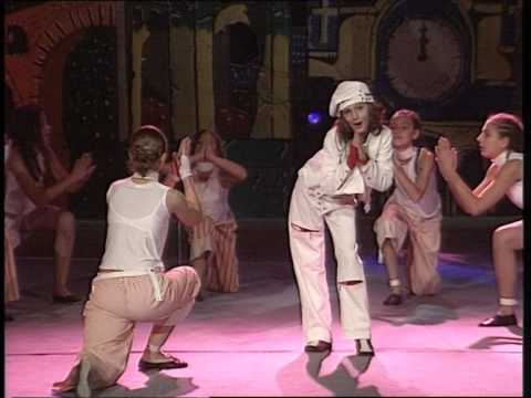 101 Dalmatinec    Tra la la 2003