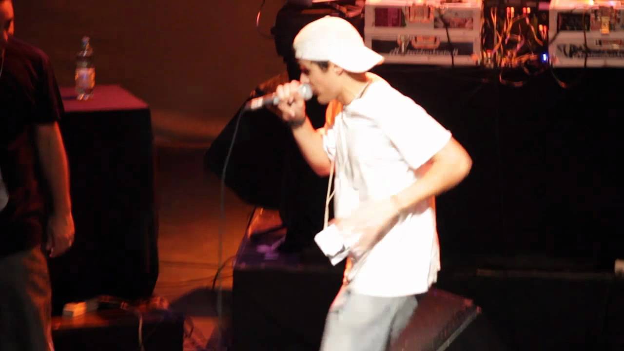 Payadores Urbanos Gran Final 2011 Oficial -  MCs: Loco Marín vs Wolflow