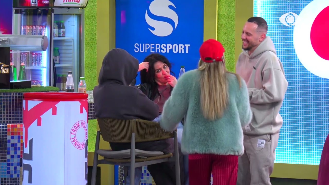 “Për mua disa këtu janë non grata”/ Graciano debaton me Vesën: Mos u nxito…