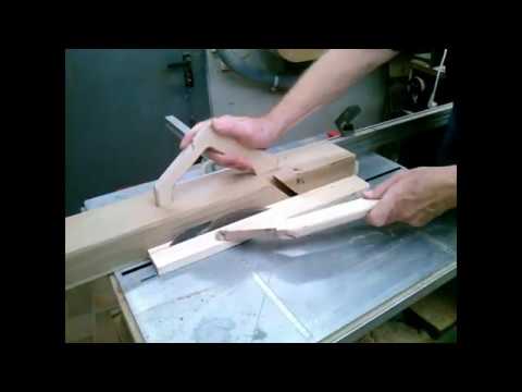 Strip cutting aid / aid for cutting thin strips / moldings