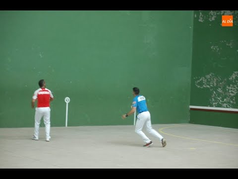Víctor y Bikuña vencen en el partido de pelota fin de Ferias de Vitigudino  