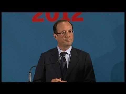 Polémique Hollande-Sarkozy : "Ça suffit", riposte le candidat PS