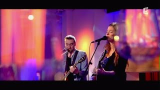 Joe Bel, en Live avec &quot;Hit the roads&quot; - C à vous - 08/04/2016