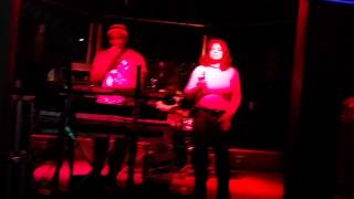 Little Cottage in Negril(Perform By High Energy Gr