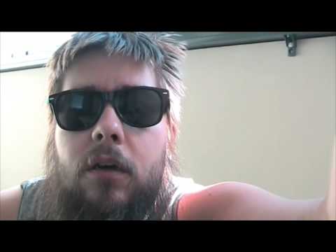 nyt on vesi kielllä + sukat pyörii jalassa