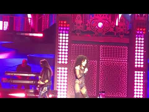 Cher - Turn Back Time (featuring Joel Hoekstra on guitar) in Solna, Sweden