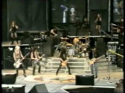 Guns N' Roses - Always On The Run (w/ Lenny Kravitz)  - Live In Paris 92 - 3/18